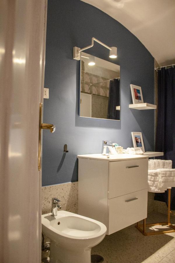 L' Altobasso Apt - Atypical Neapolitan House Buitenkant foto