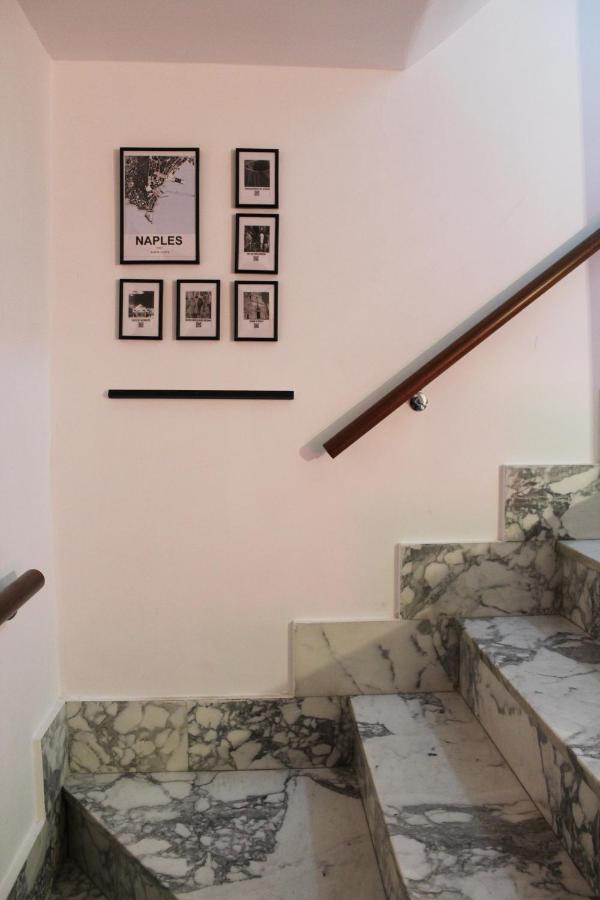 L' Altobasso Apt - Atypical Neapolitan House Buitenkant foto